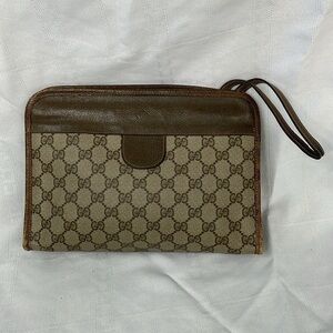 Vintage Gucci Monogram GG Supreme Canvas Leather Clutch Wristlet Bag Hinge